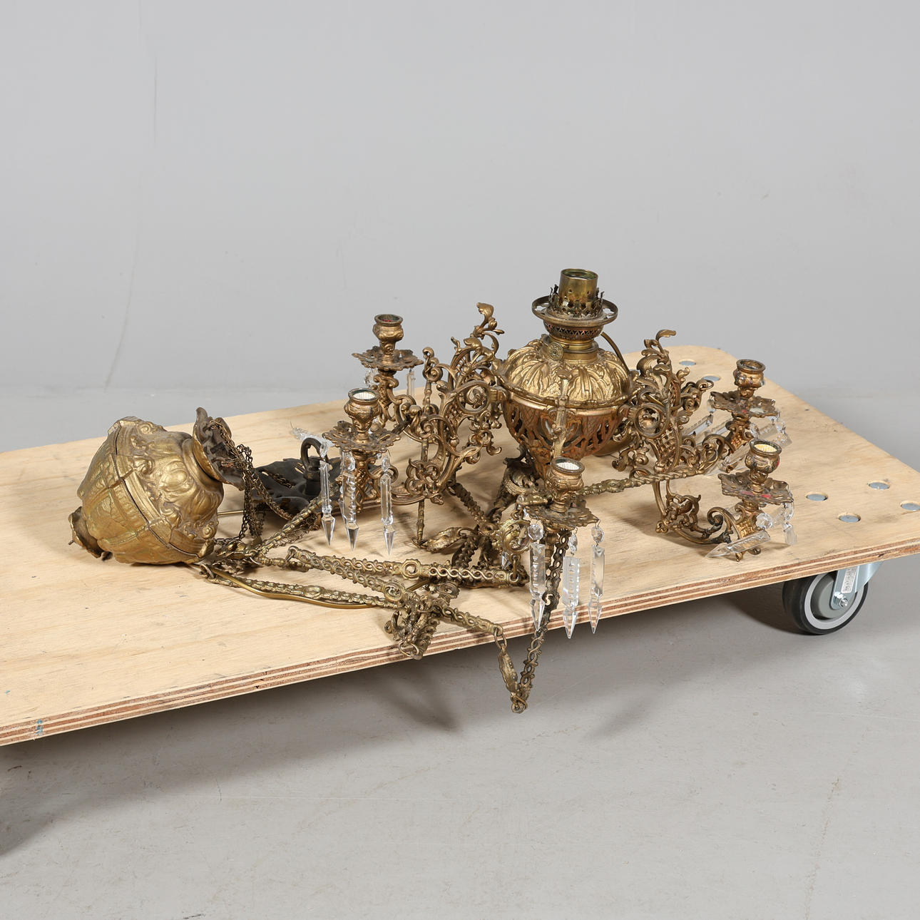 CEILING LAMP, kerosene model, metal and glass.