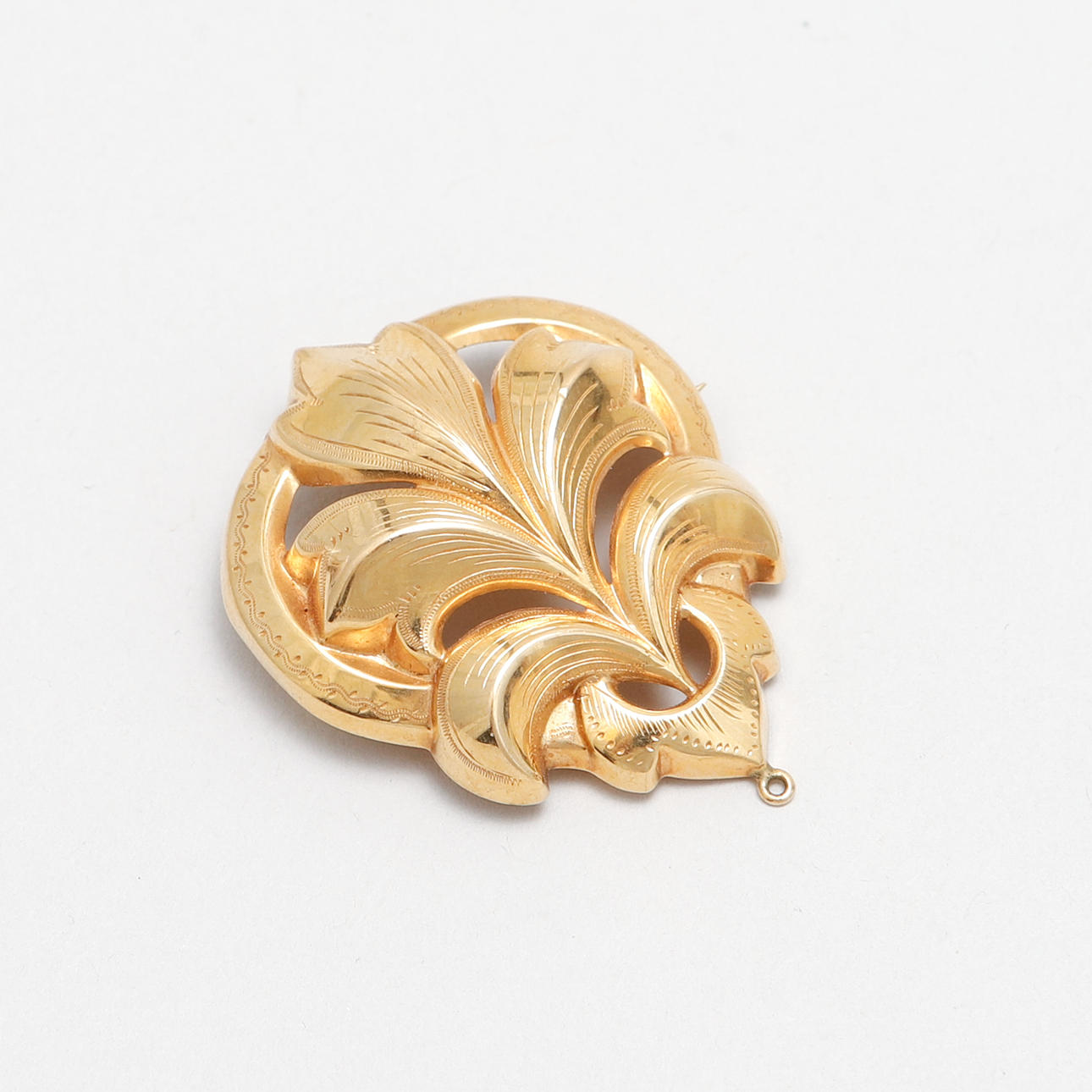 BROSCH, 18k guld, vikt ca 4 gram.