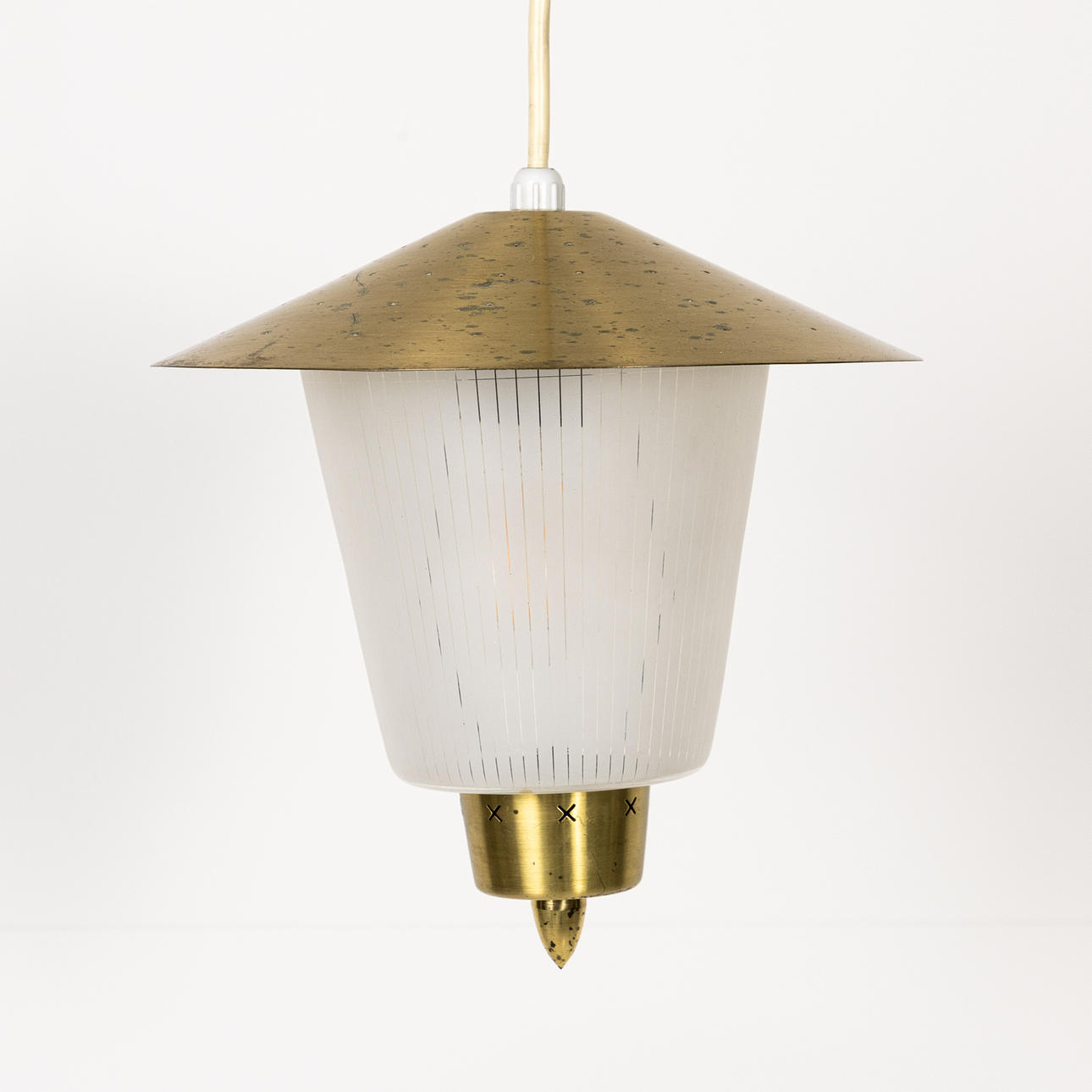 CEILING LAMP. Brass/glass, 50s, Ø 23 cm.