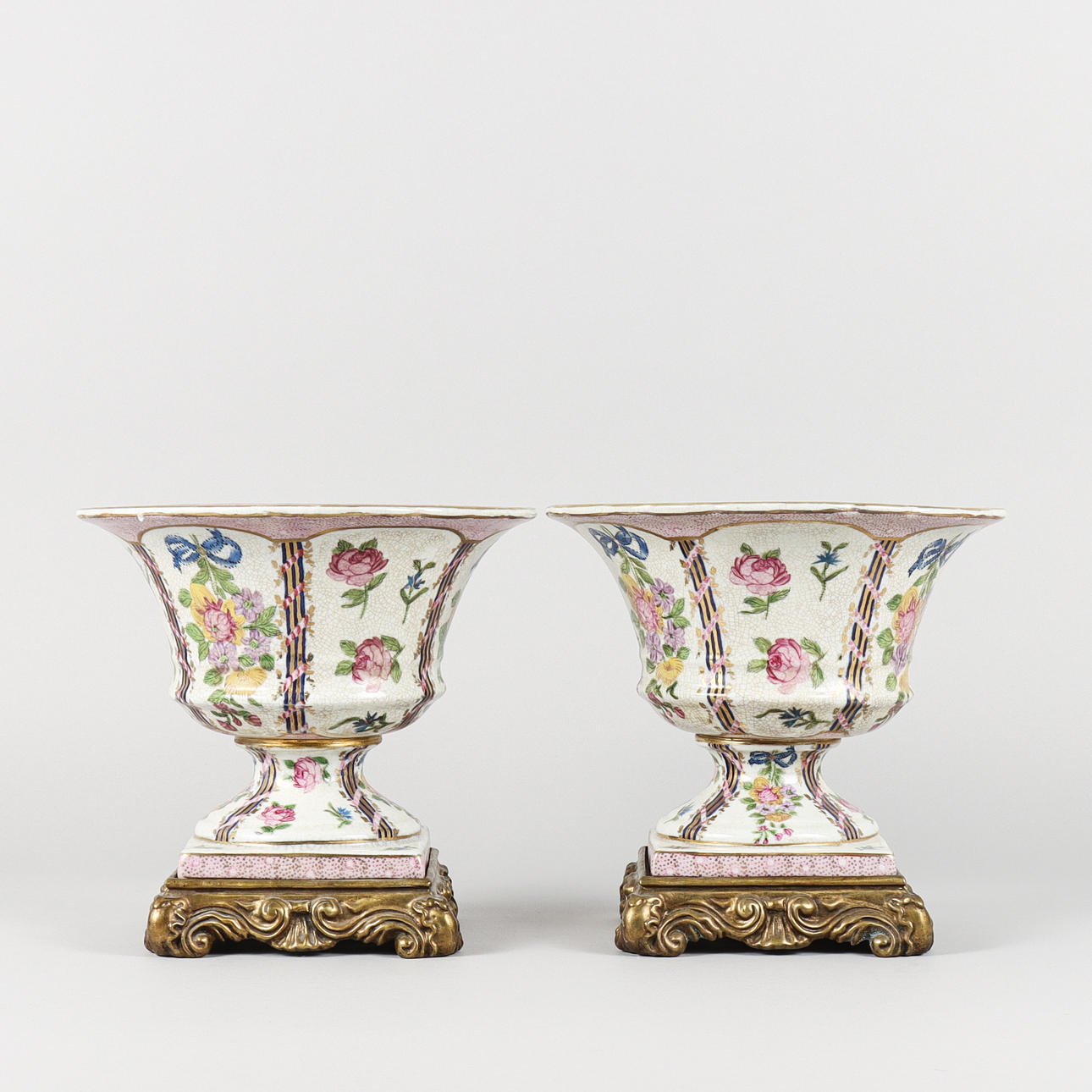 OUTER LINING pair, porcelain on loose metal base.