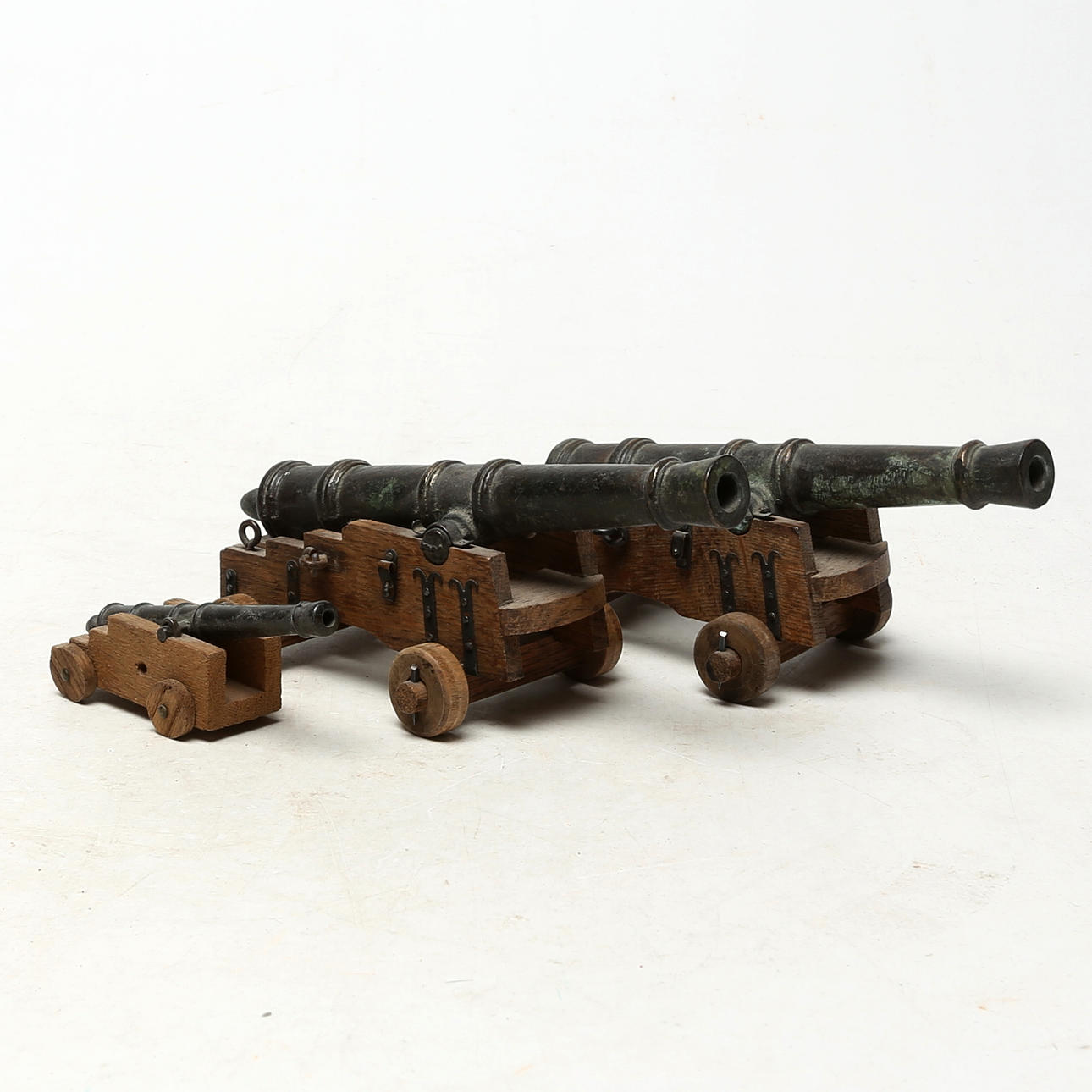 MINI CANONS, 3 pcs, bronze/wood.