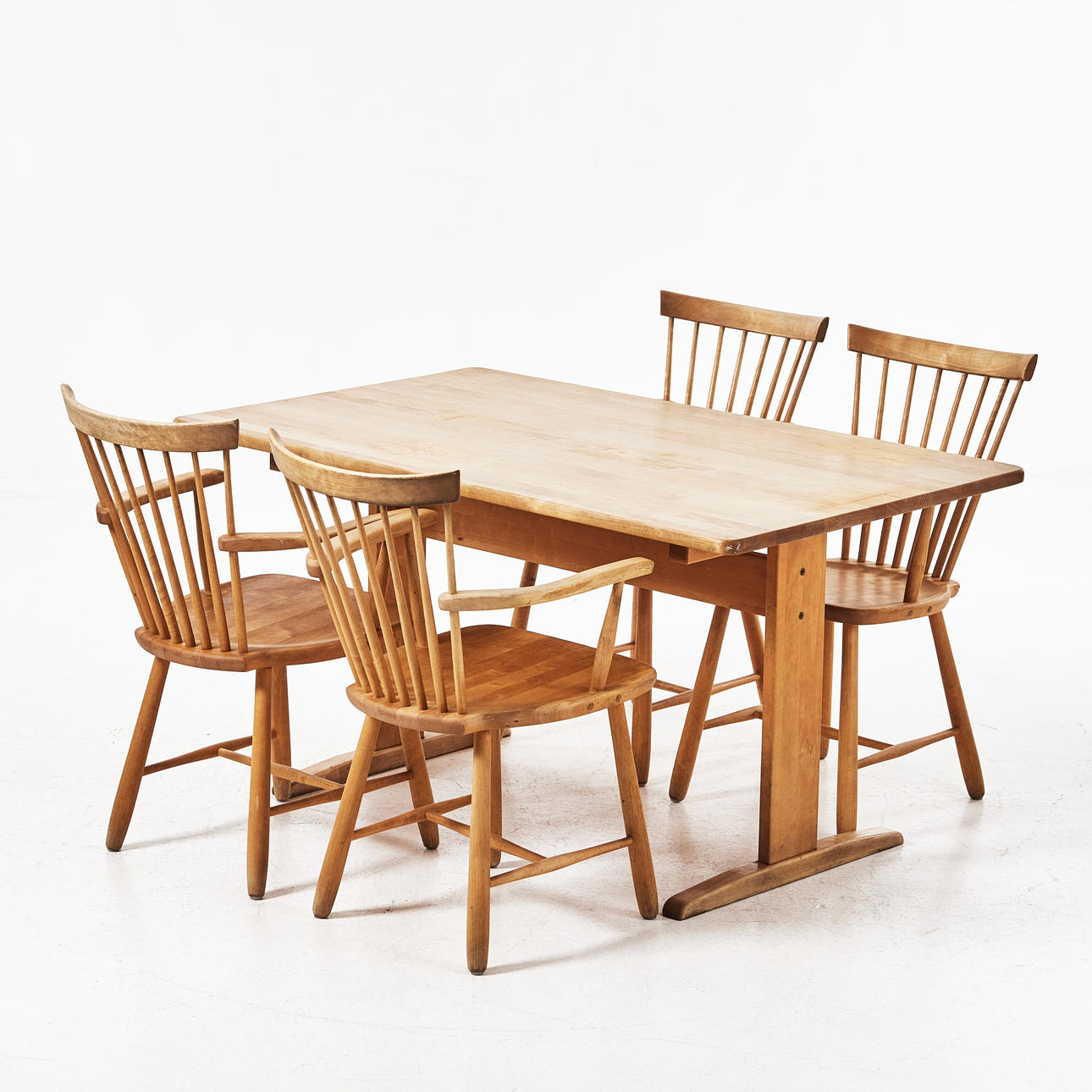 CARL MALMSTEN. DINING GROUP, 4 armchairs and a table, StoLab.