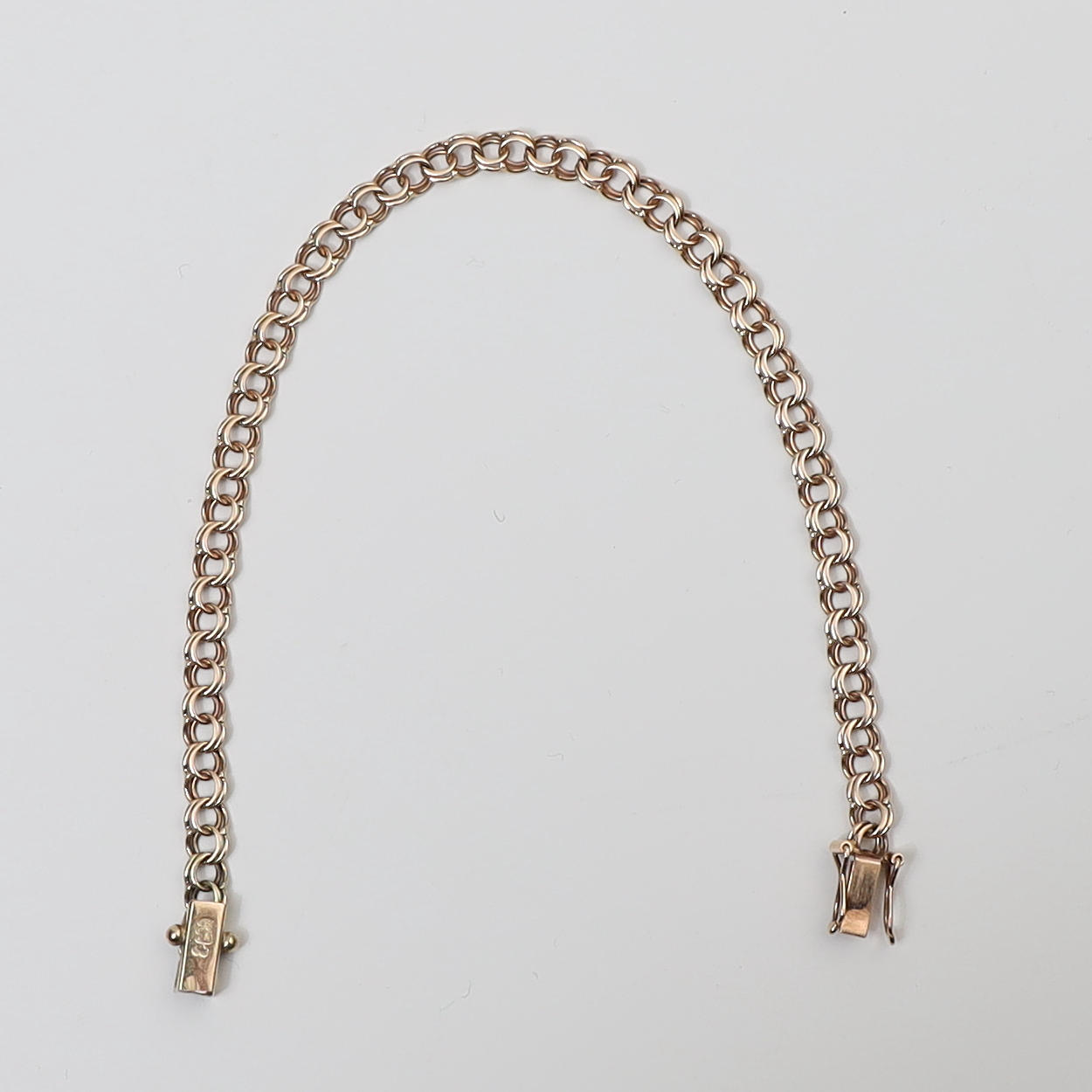 A 14k bismarck gold bracelet.
