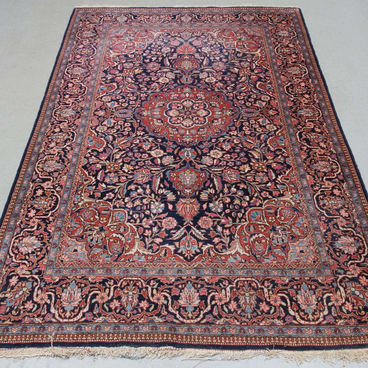 MATTA, orientalisk, ca 230 x 134 cm.