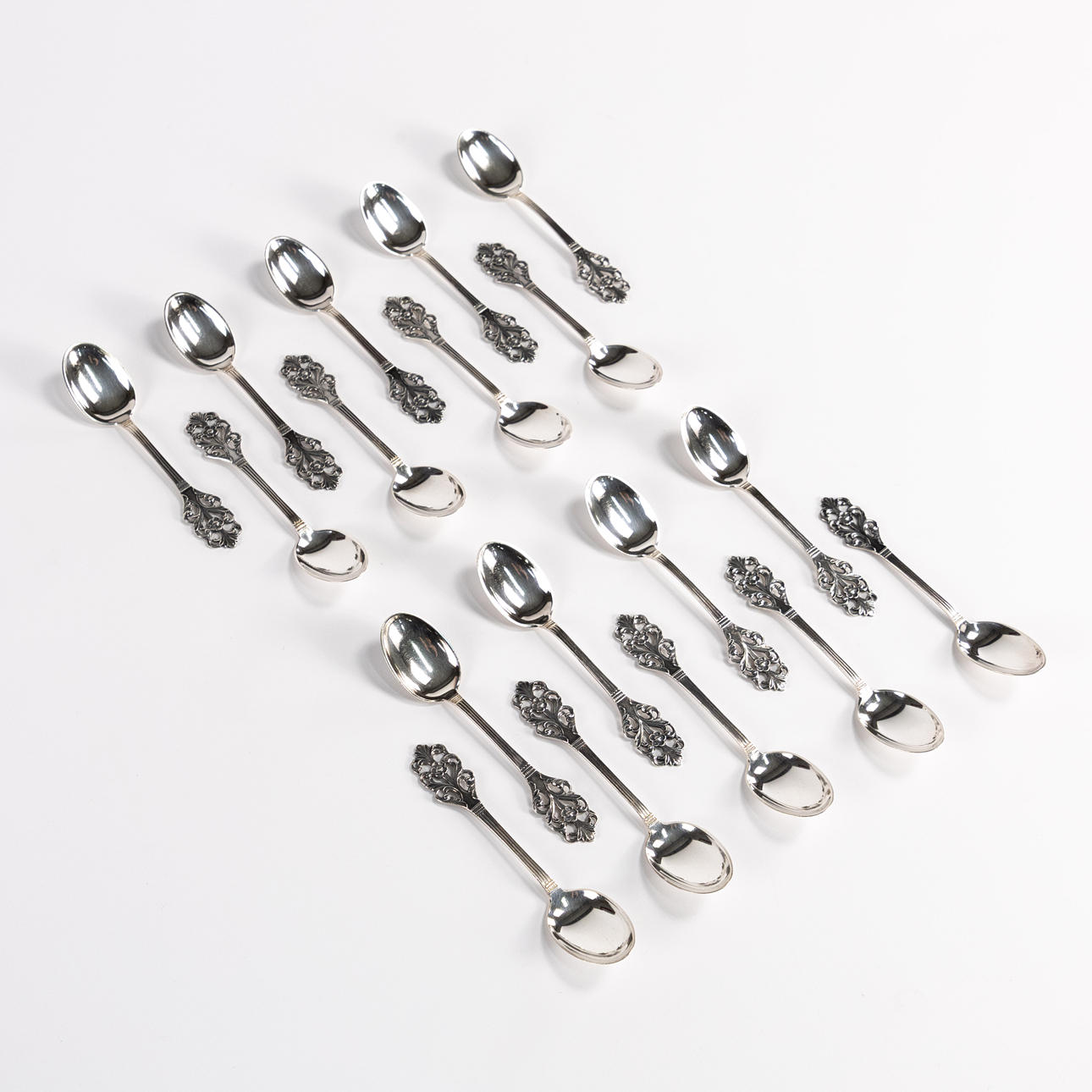 COFFEE SPOONS. Silver, 18 pcs.
