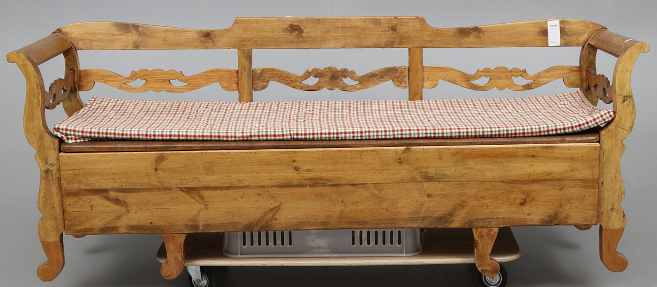 UTDRAGSSOFFA 1800-tal.