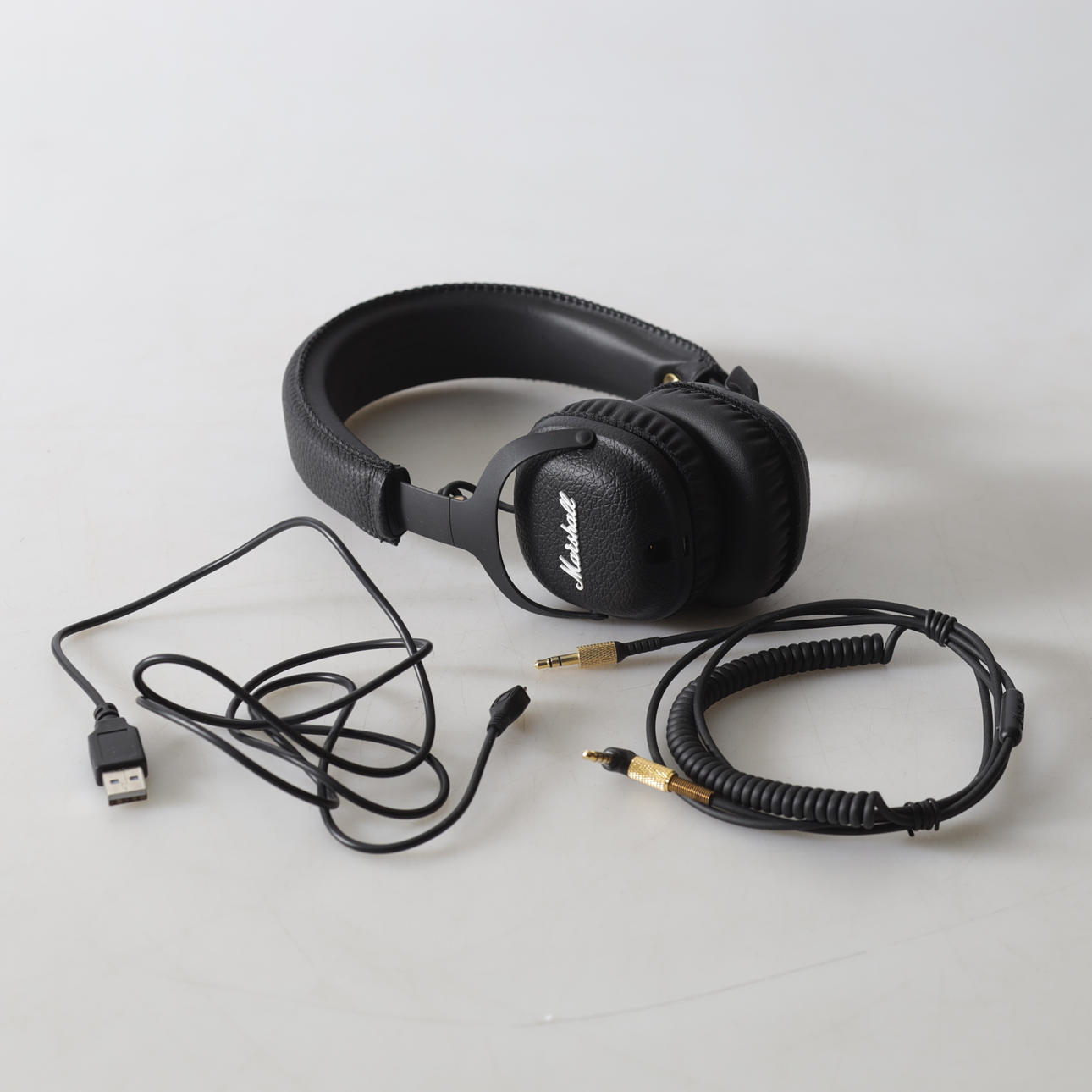 HEADPHONES, Marshall, contemporary.