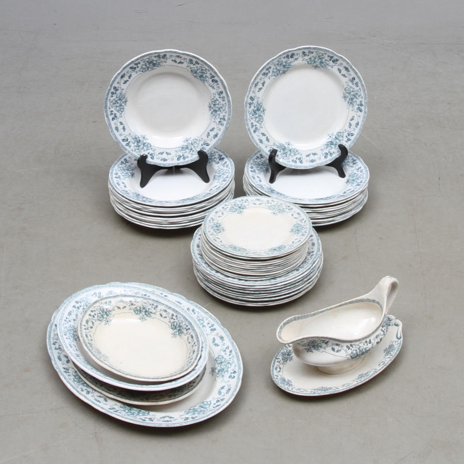 MATSERVIS, porslin, 48 delar, "Amor", Gustavsberg.