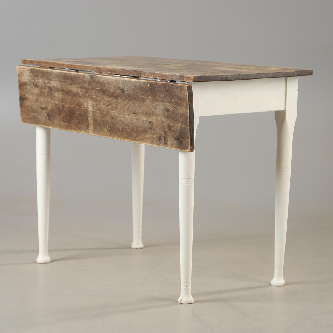 KLAFFBORD, målat, 1900-talets första hälft.