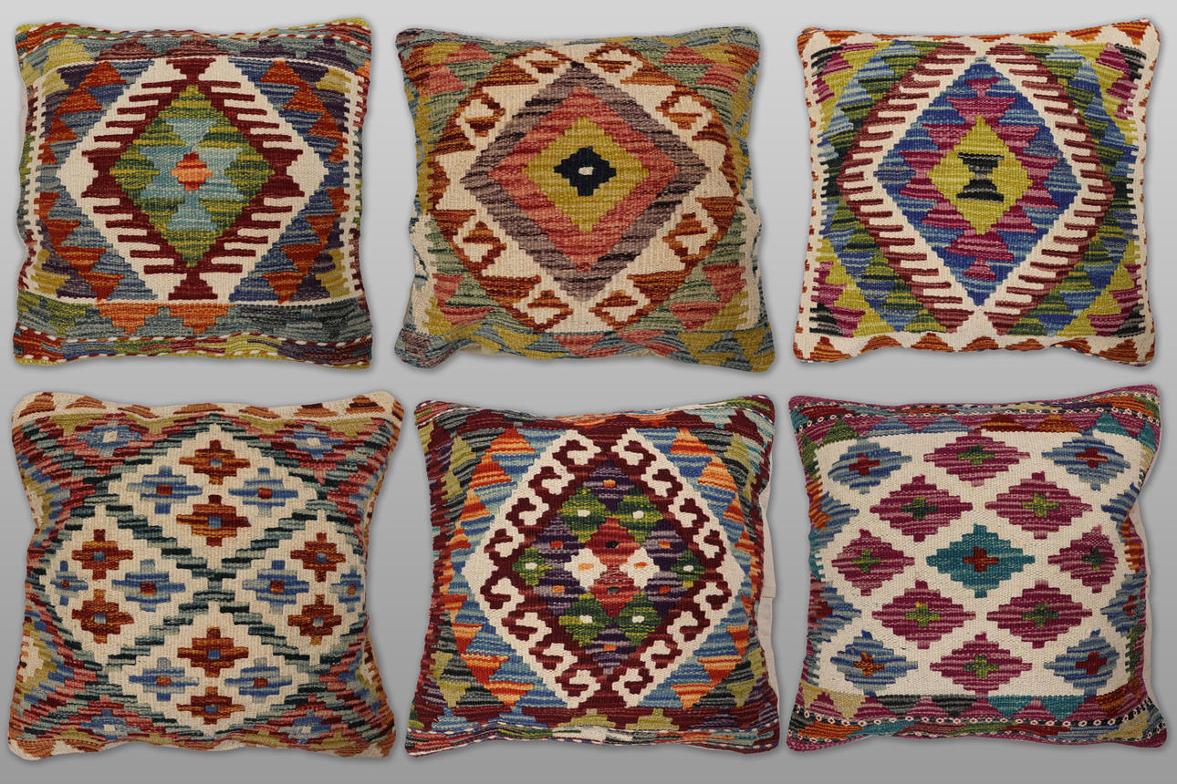 KUDDFODRAL, 6 st, "Kelim", 45 x 45 cm.
