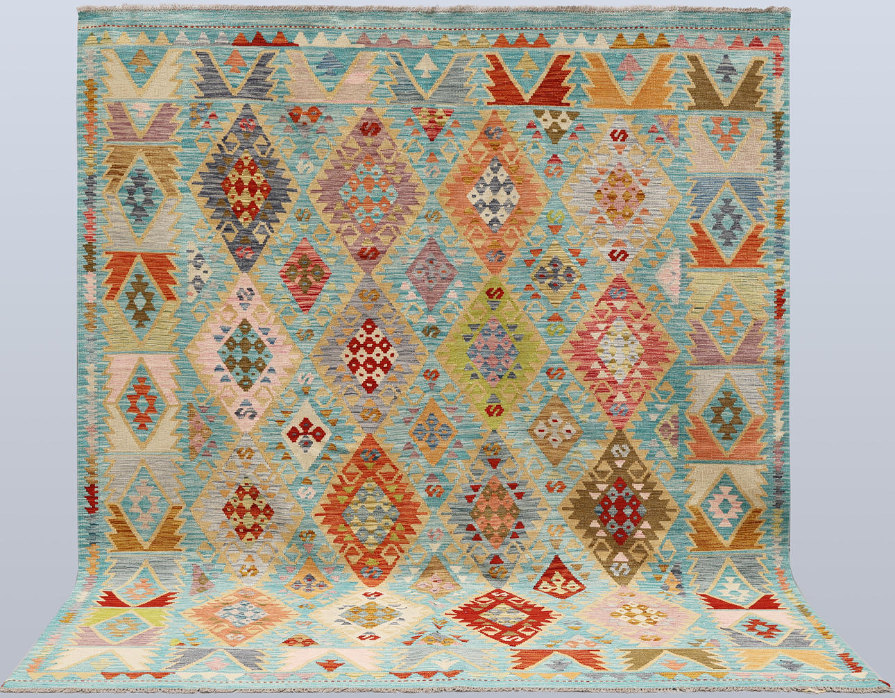 CARPET, “Kelim”, 288 x 249 cm.