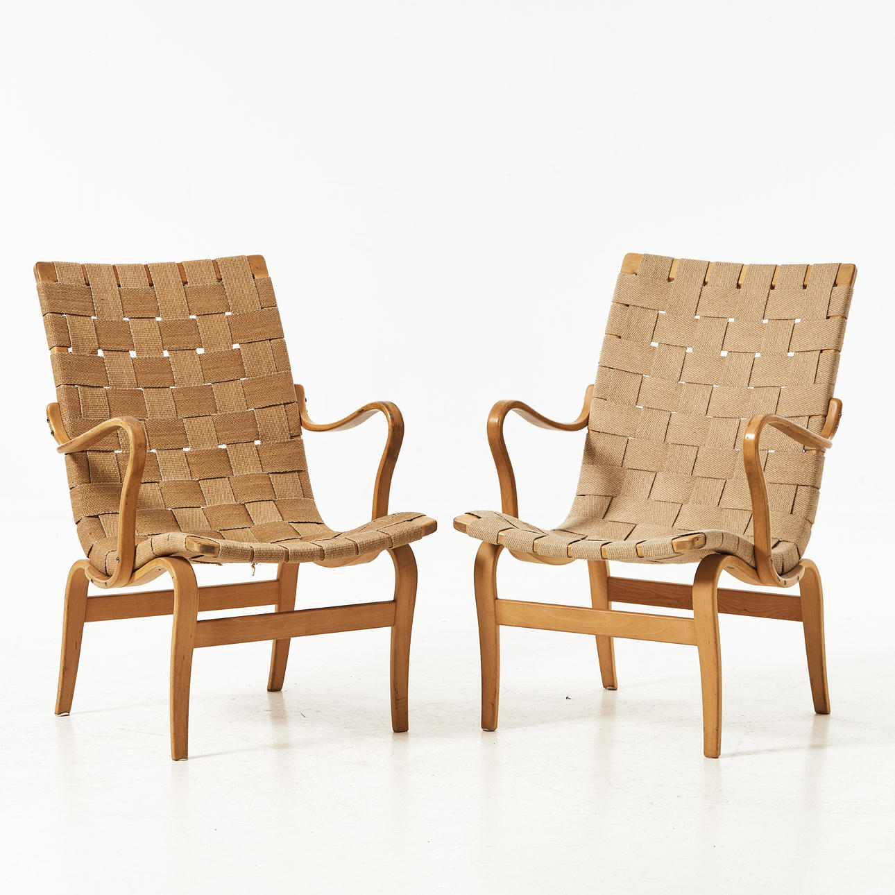 BRUNO MATHSSON. Fåtöljer, 1 par, "Eva", Karl Mathsson, 1965.