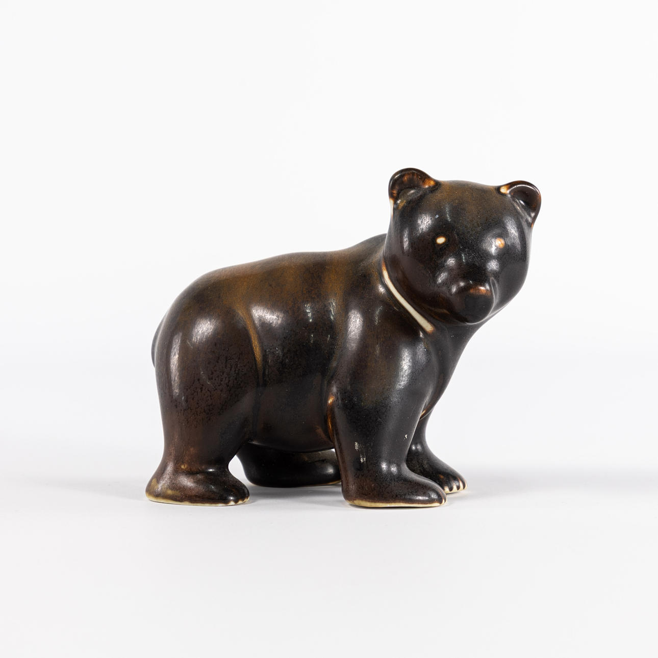 GUNNAR NYLUND, figurine, bear, Rörstrand, height 11 cm.