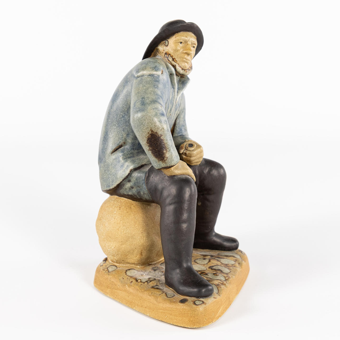 SVEND JESPERSEN. Figurine, stoneware, 2370, B&G.