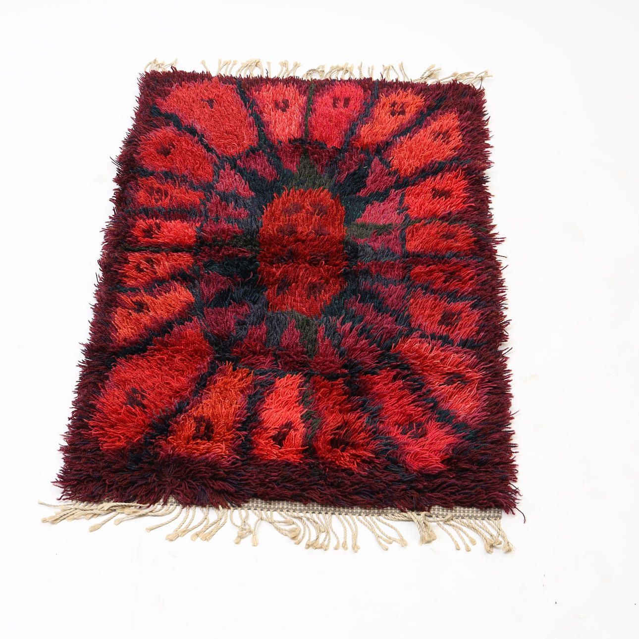 HANDKNOTTED RYAMATTA, 1960S/1970'S.