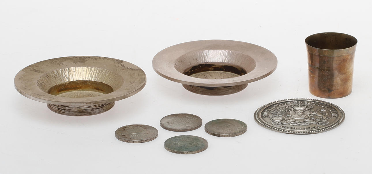 PARTI SILVER, 4 delar bland annat Rey Urban, tot vikt 427 gram samt MYNT 4 st, 5kr 1955, 1966.