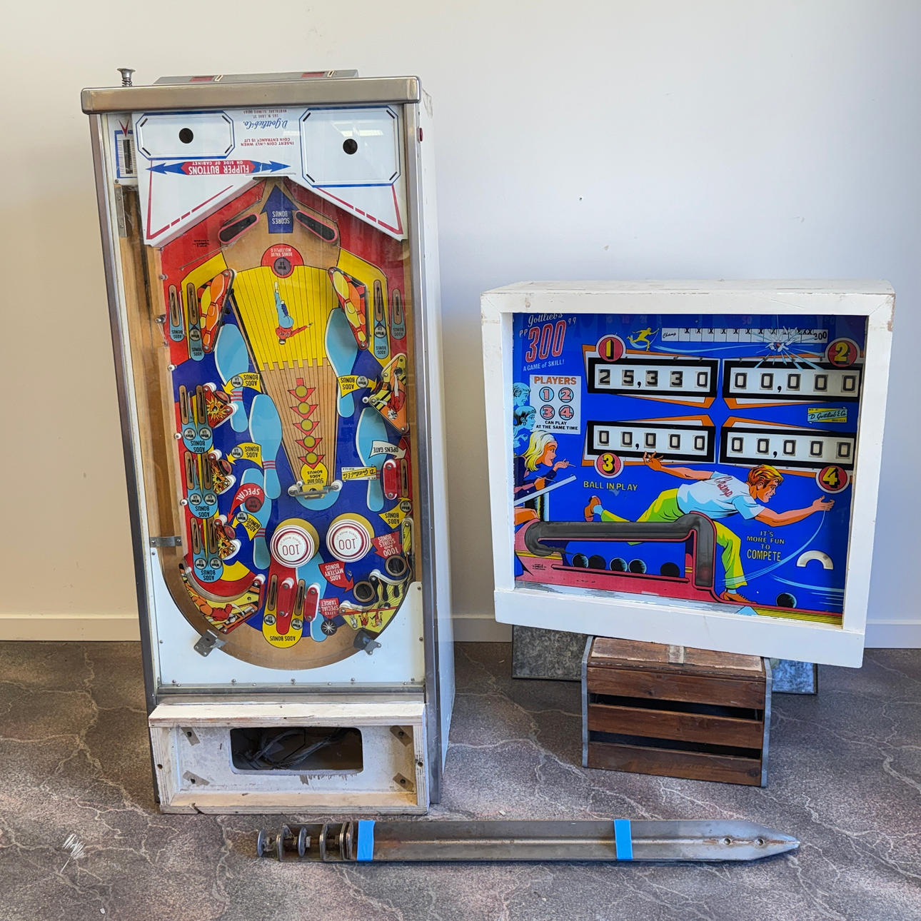 PINBALL, GOTLIEB 300, 1975, USA.