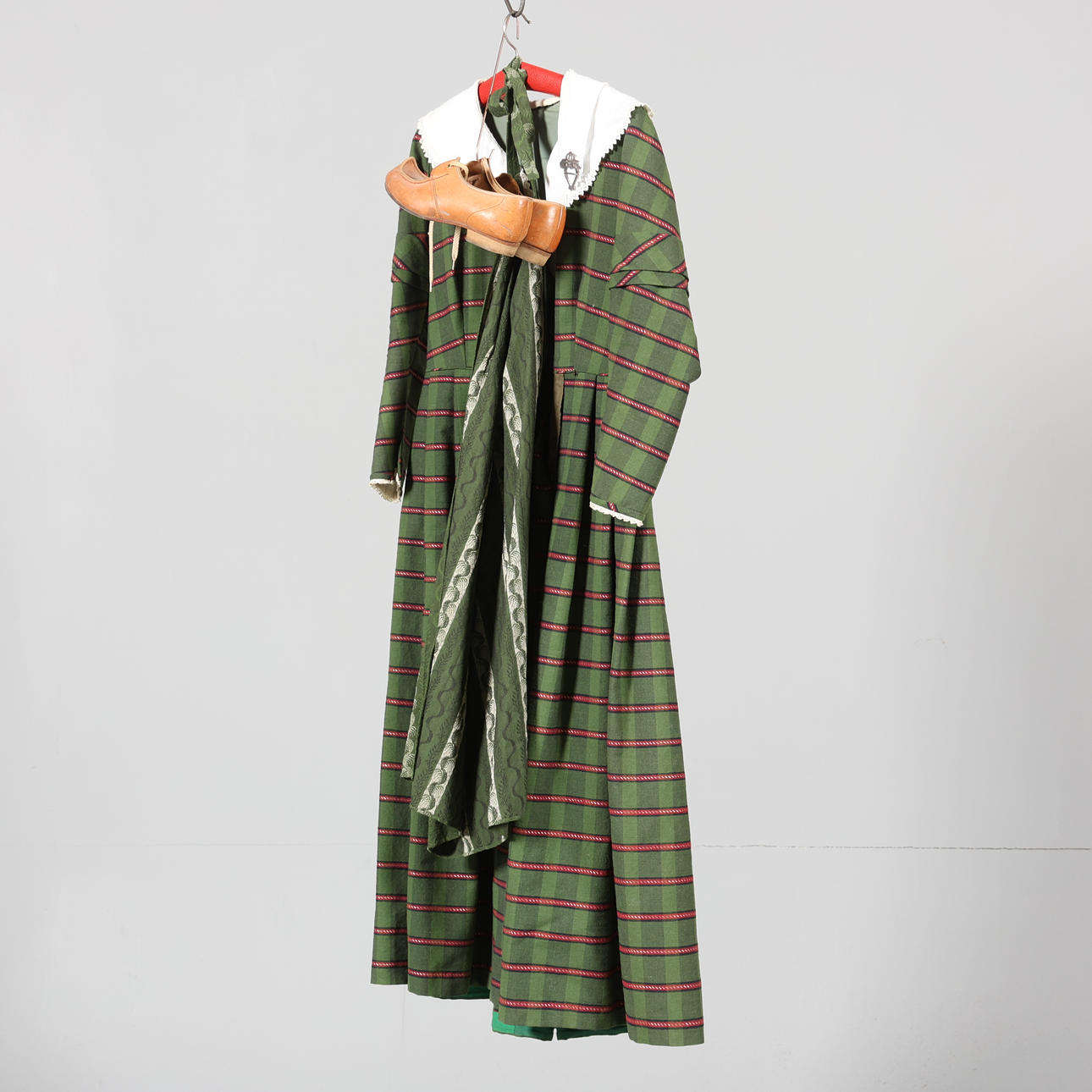 FOLK COSTUME, Redway.