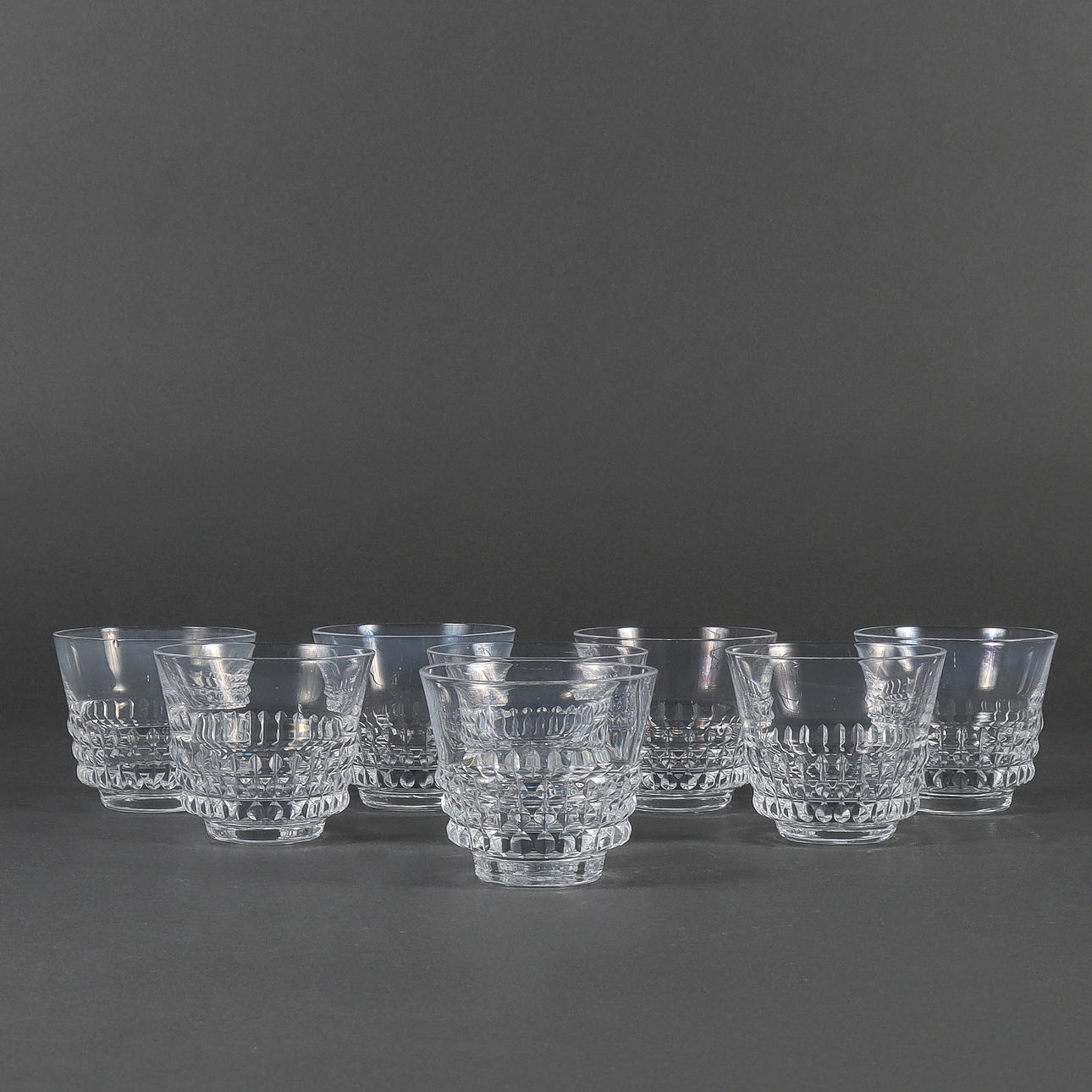 SELTERGLASS 8 pieces.