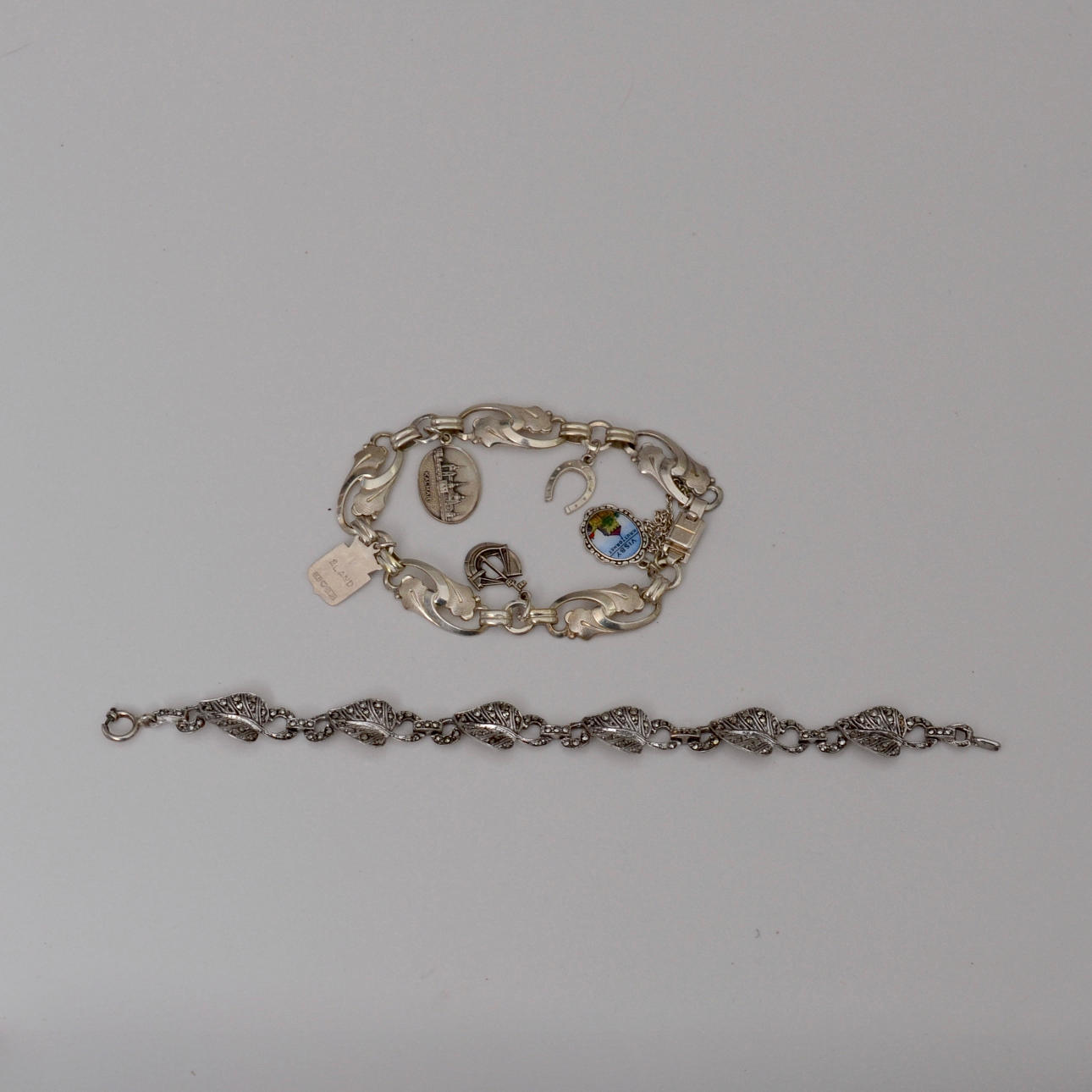 ARMBAND, silver två st.