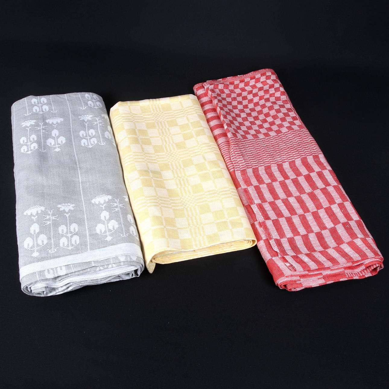 LINEN CLOTHS 3 pcs. 20th century.