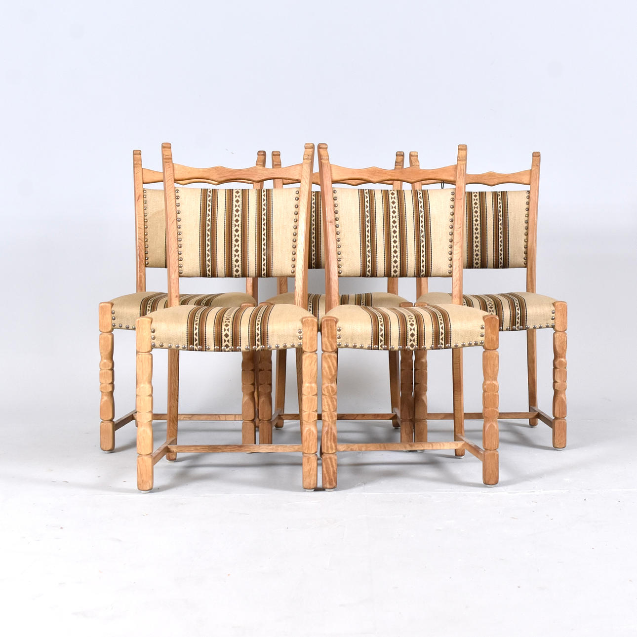 HENNING KJÆRNULF. stolar, 5 st, ek, Danmark, 1900-tal.