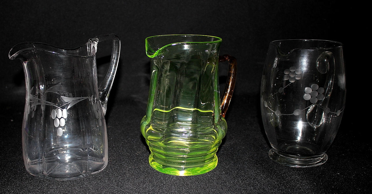 KARAFFER, 3 st. glas.