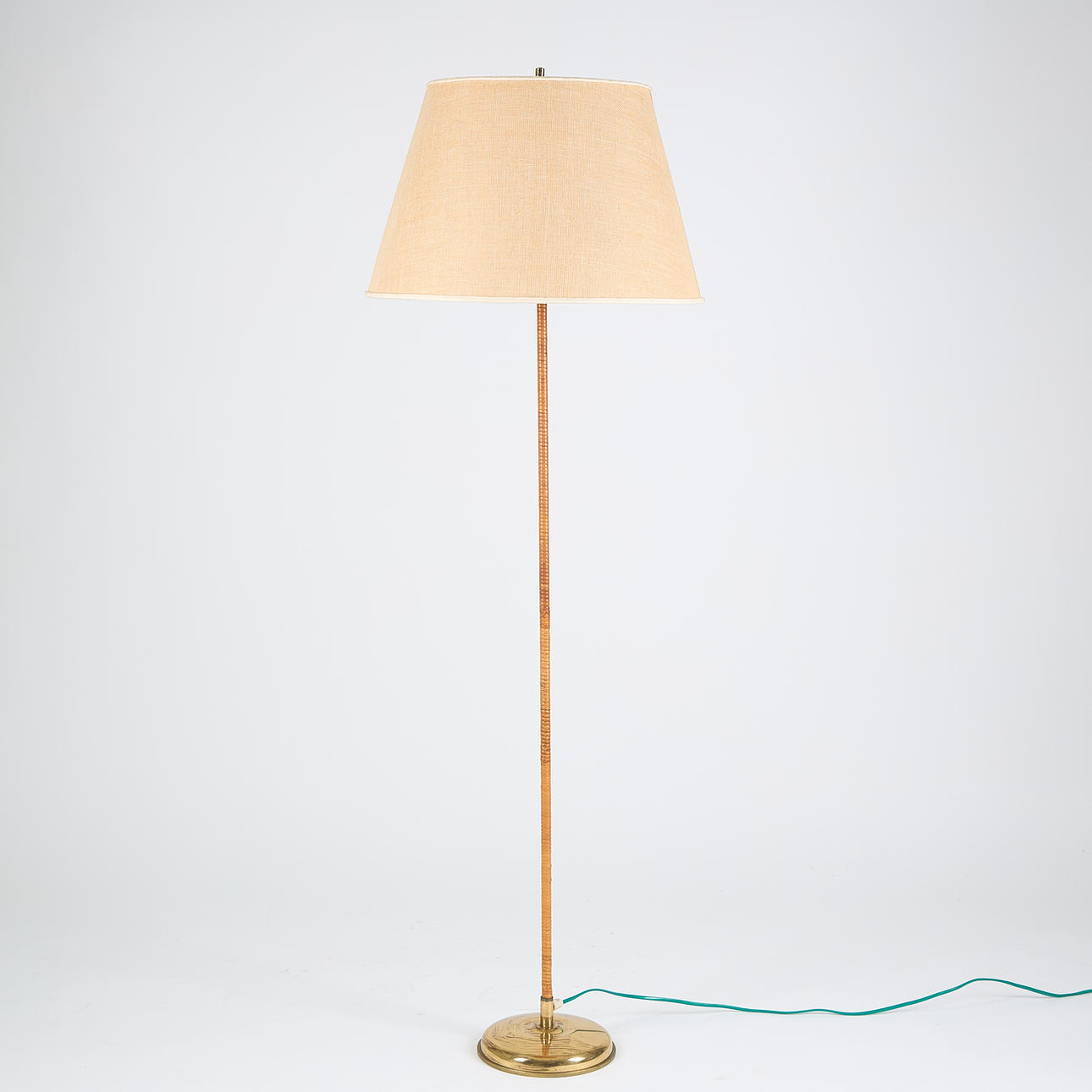 A mid 20th century floor lamp.