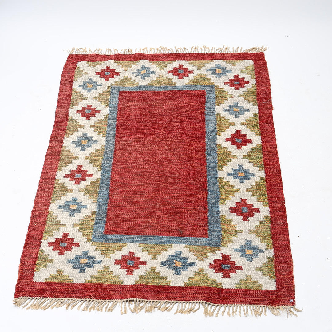 RATTAN RUG, 1960S-1970S.