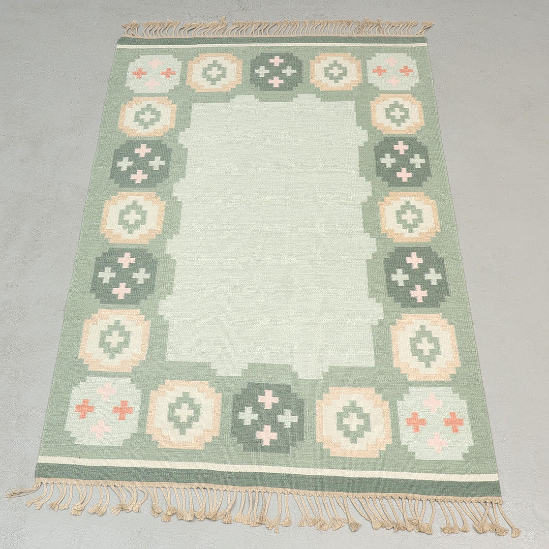 ROLLA CARPET, 279x170 cm.