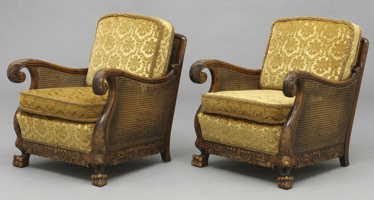 FÅTÖLJER, 2 st, SOFFA samt BORD, Chippendale, 1900-talets mitt.