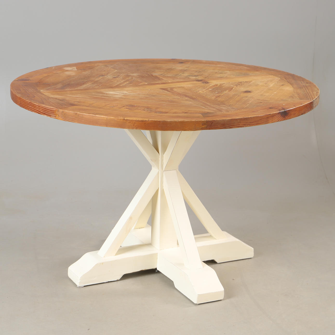 A 'Lyon' oak dining table with painted underlay, Bloomington, 2000's.