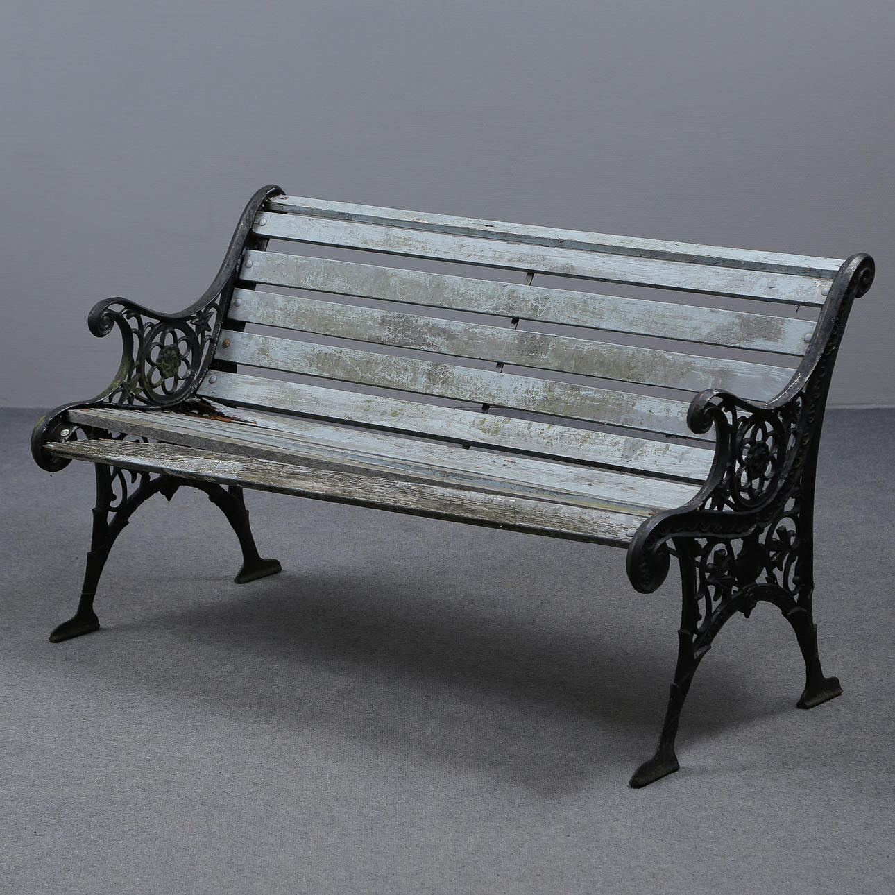 GARDEN SOFA, CAST IRON, 20TH CENTURY.