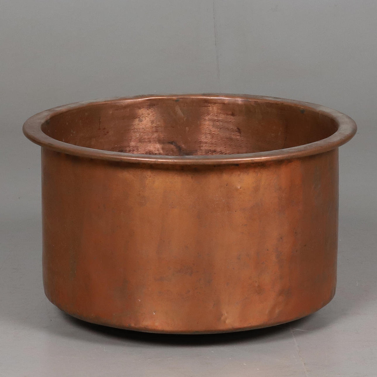 TUB. 18th/20th century copper.