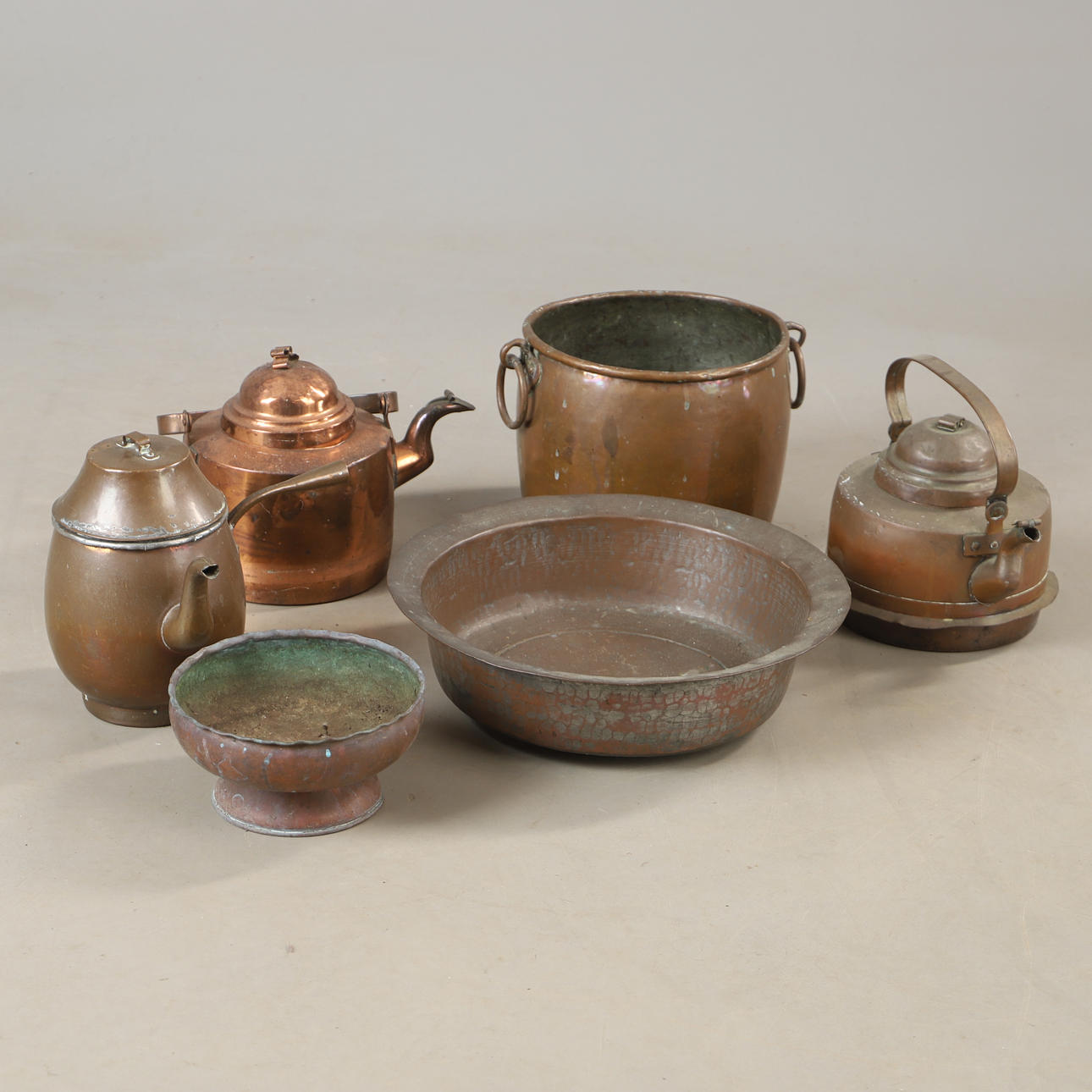 COFFEE POTS, BUCKET, etc., 6 pieces, cups.