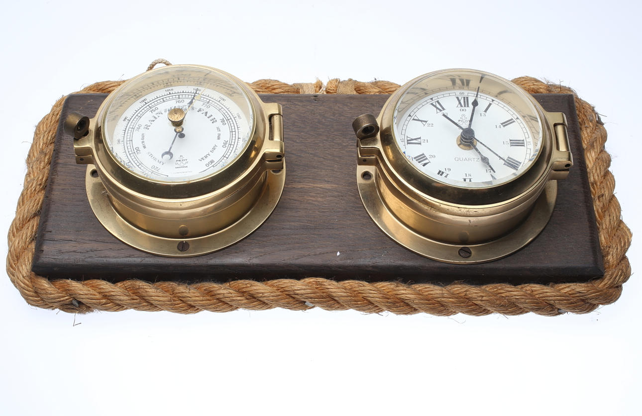 SKEPPSUR OCH BAROMETER, mässing, Pilot, 1900-tal.