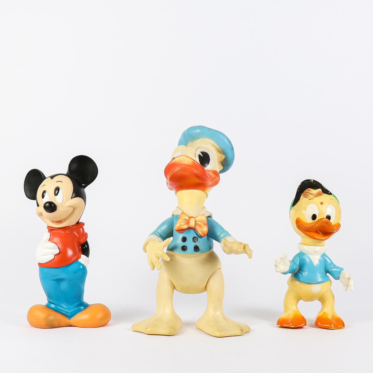 PLASTIC DOLLS 3 pieces, Disney characters.