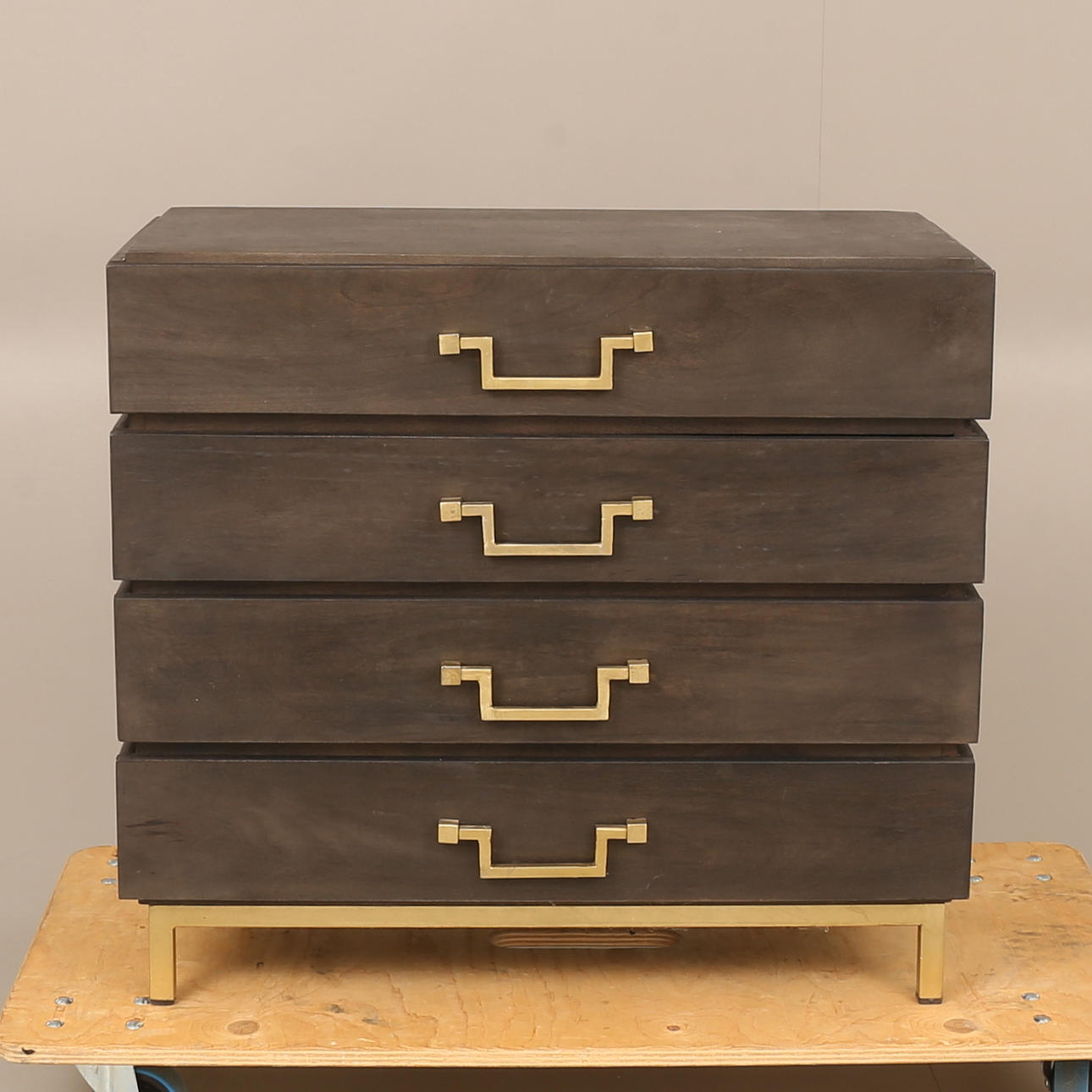 BYRÅ, trä och metall, samtida.