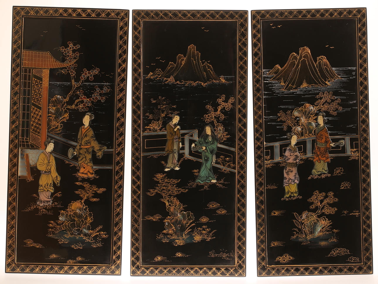 WALL DECORATIONS, 3 pieces, lacquer work, oriental.