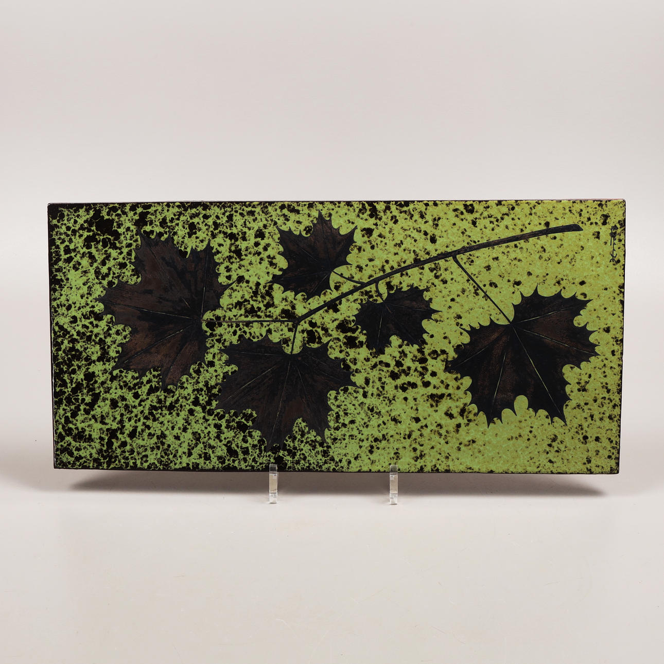 HEINZ ERRET. Wall plate, leaf, ceramic, Gustavsberg.
