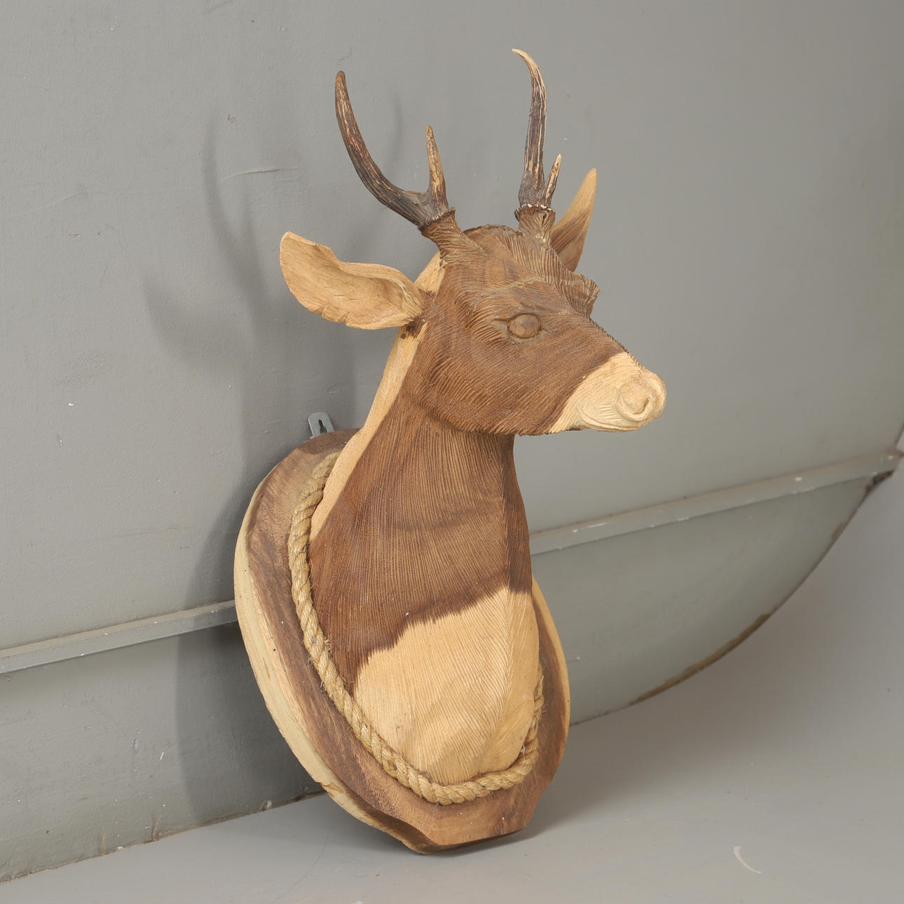 WOODEN TROPHY, shape of deer.