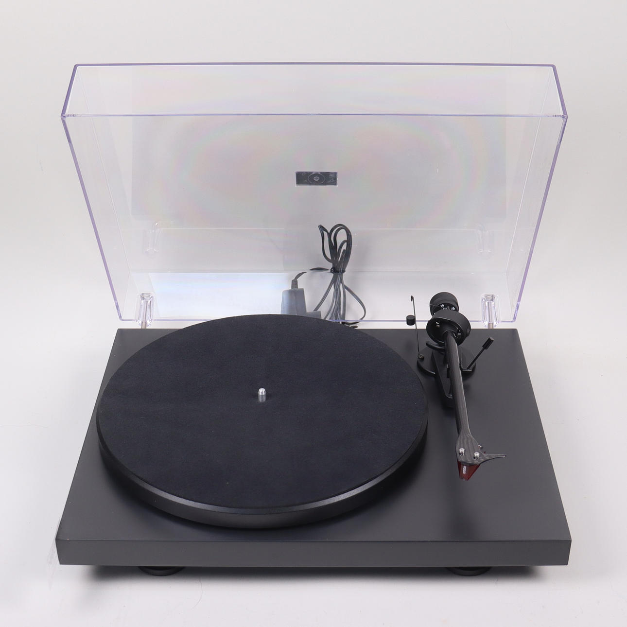 TURNTABLE, Pro-Ject Debut Carbon EVO.