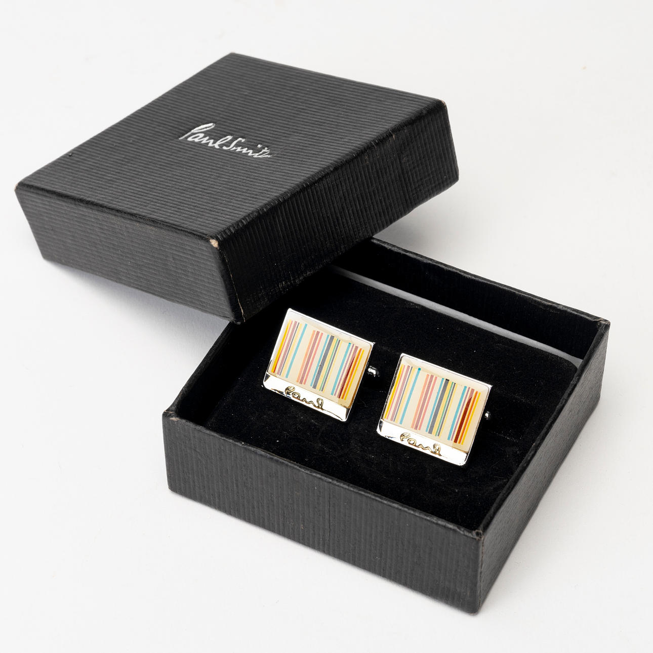 PAUL SMITH. Cufflinks, one pair.