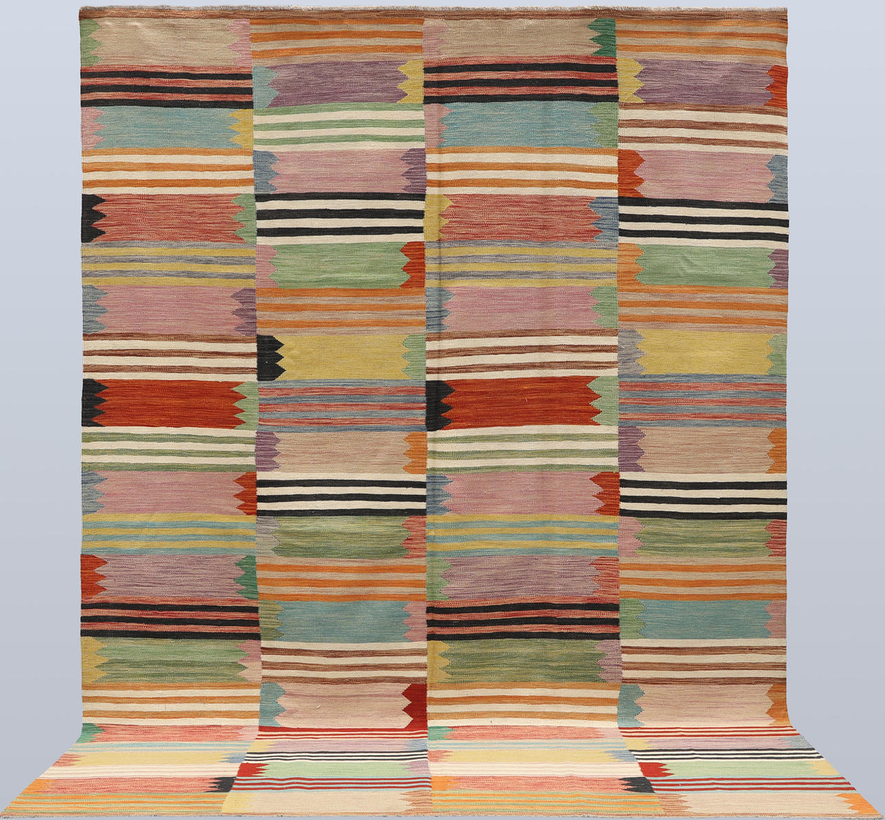CARPET, “Kelim”, 373 x 256 cm.