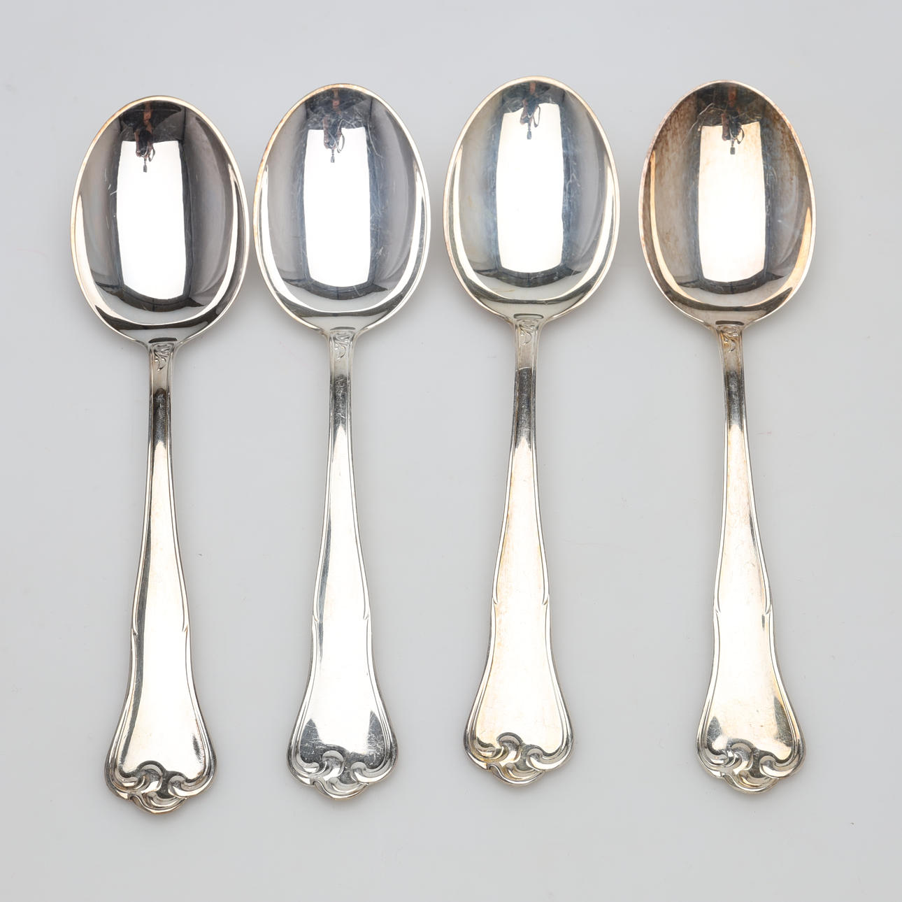SPOONS 4 pieces, silver, weight about 150 grams.