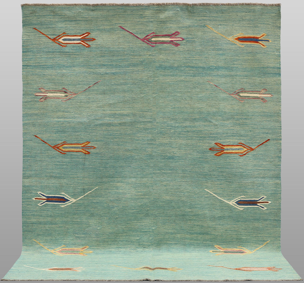 CARPET, “Kelim”, 239 x 176 cm.