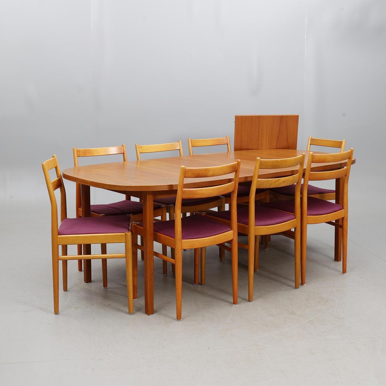 DINING TABLE Teak, 11 pieces.