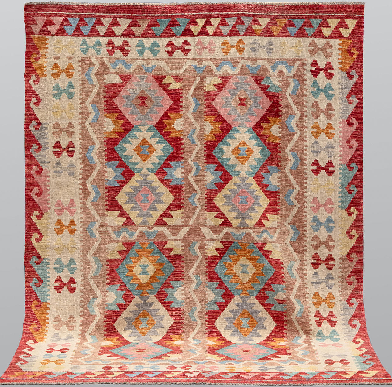CARPET, “Kelim”, 250 x 175 cm.