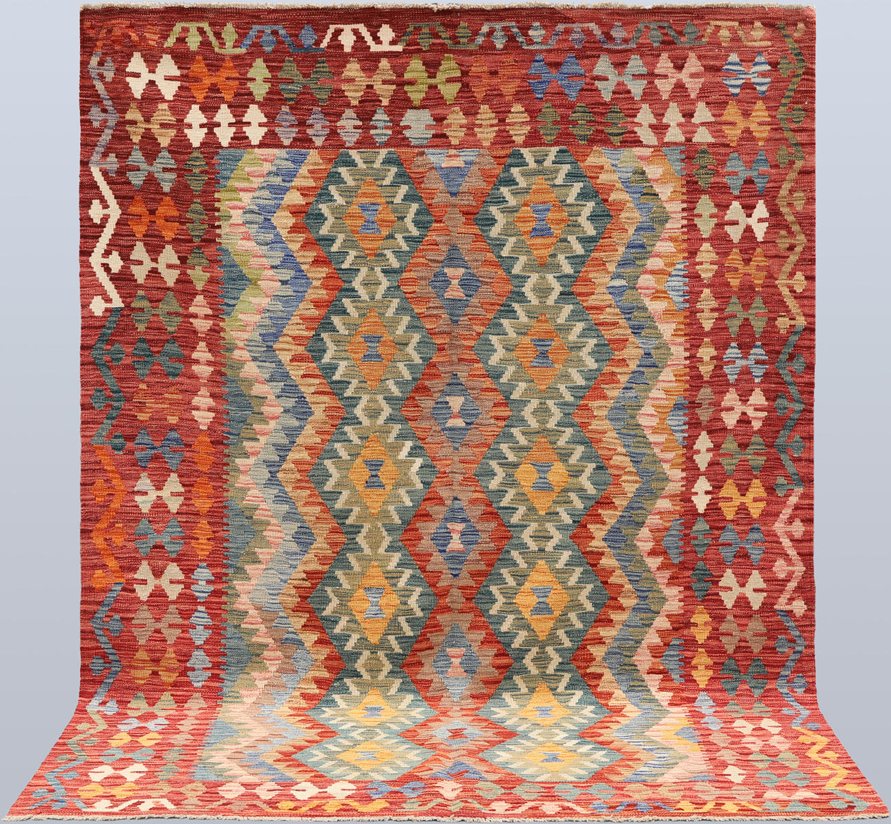 CARPET, “Kelim”, 243 x 181 cm.