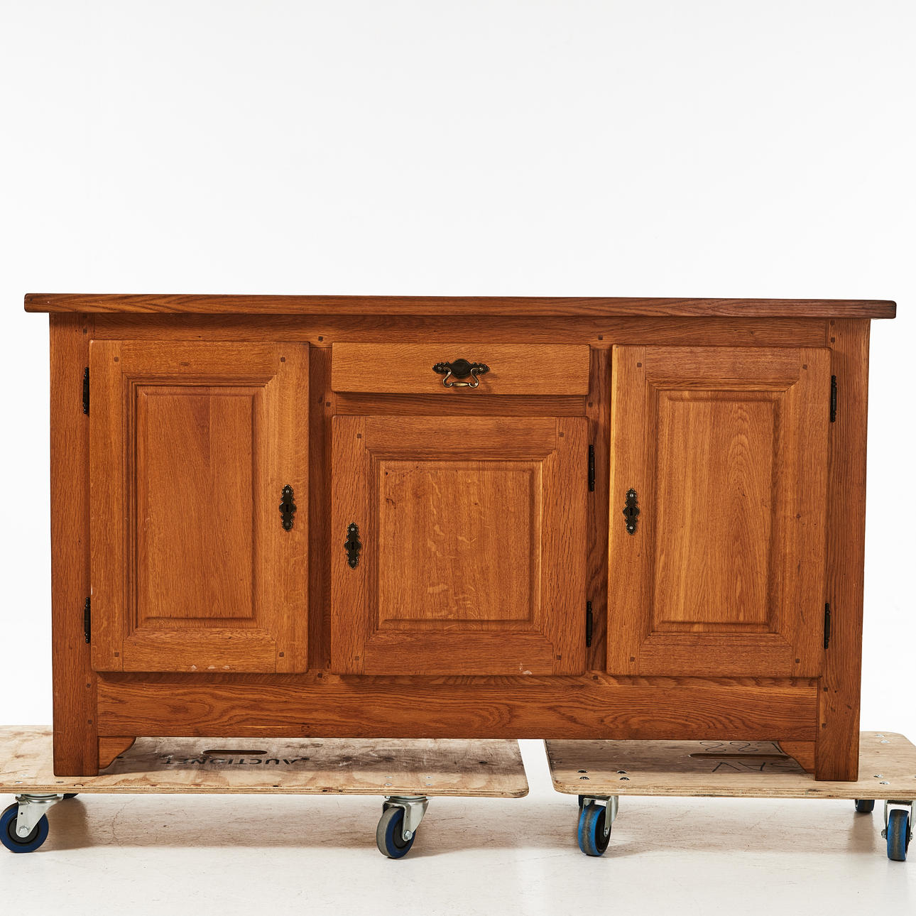 A 19th/21st-century sideboard, solid oak.